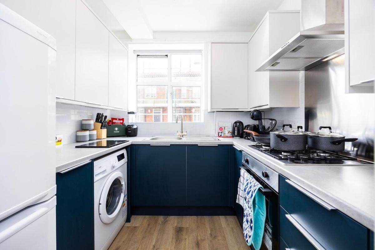 Appartamento New 1 Bed Zone 2 Ideal For Contractors Free Parking & Near Uber Boat Pier , Long Welcome , Offers Londra